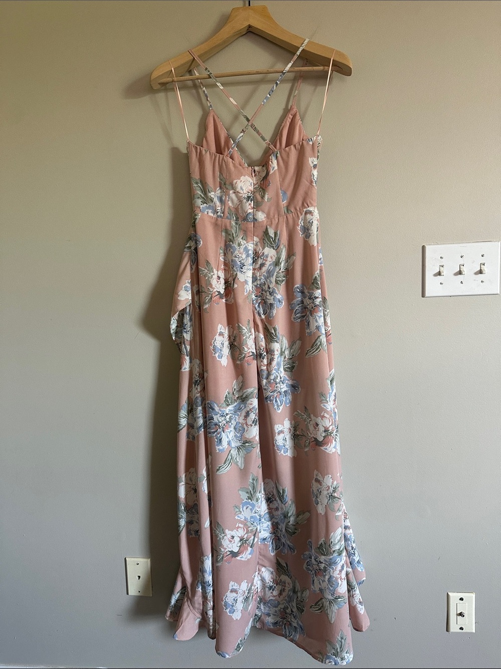 Floral High-Low Ruffle Maxi Dress - Picture 15 of 16